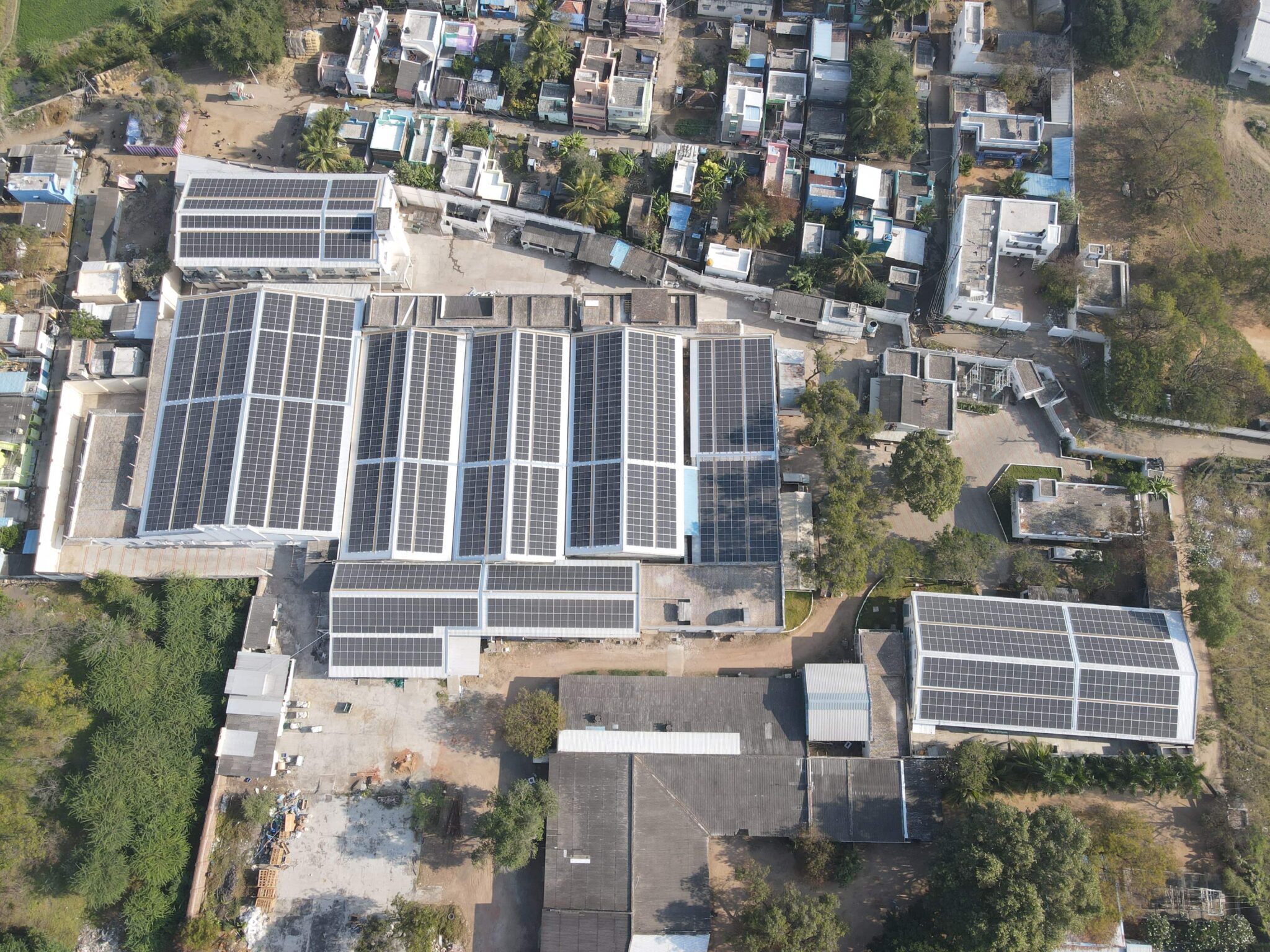 Dự án điện mặt trời mái nhà quy mô 1MW cho nhà máy tại TP.HCM.